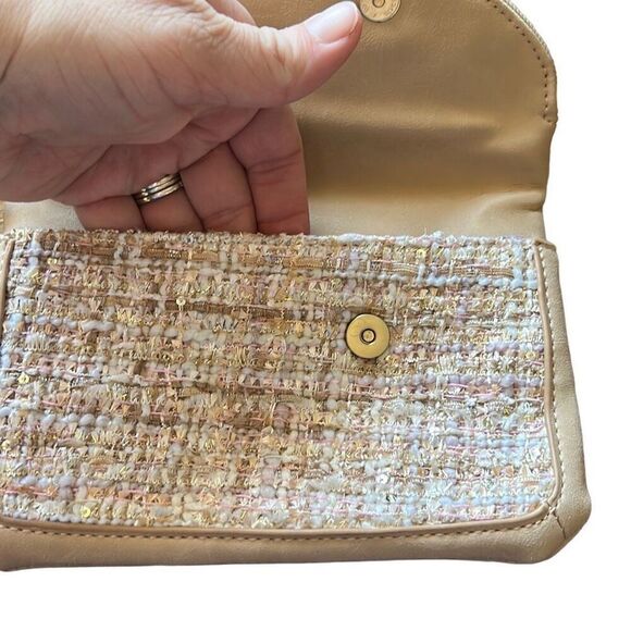 Maurice's Sequin Knit Tan Leather‎ Zip Clutch Purse - Picture 2 of 8